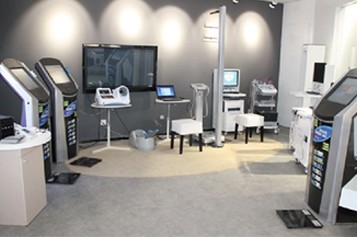 ����С��